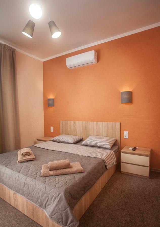 Fanfan Hotel Одеса Екстериор снимка