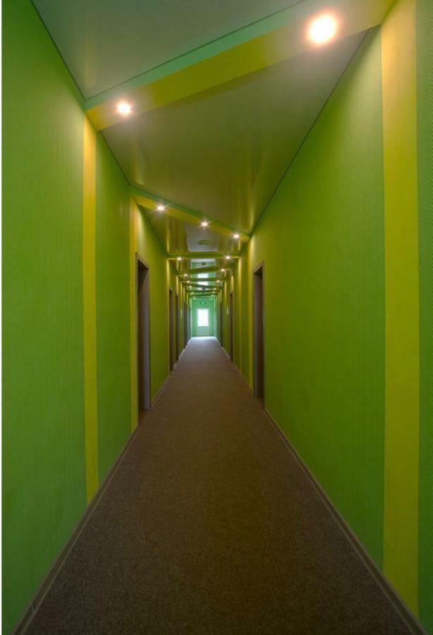 Fanfan Hotel Одеса Екстериор снимка