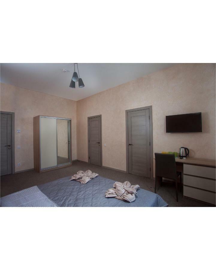 Fanfan Hotel Одеса Екстериор снимка