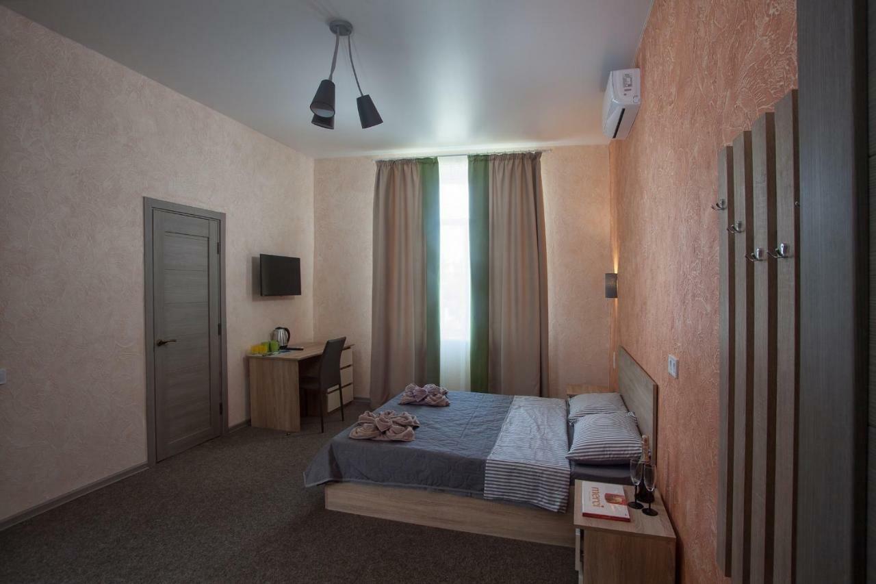 Fanfan Hotel Одеса Екстериор снимка