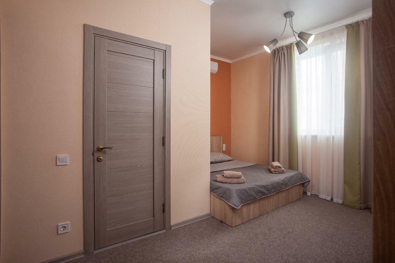 Fanfan Hotel Одеса Екстериор снимка