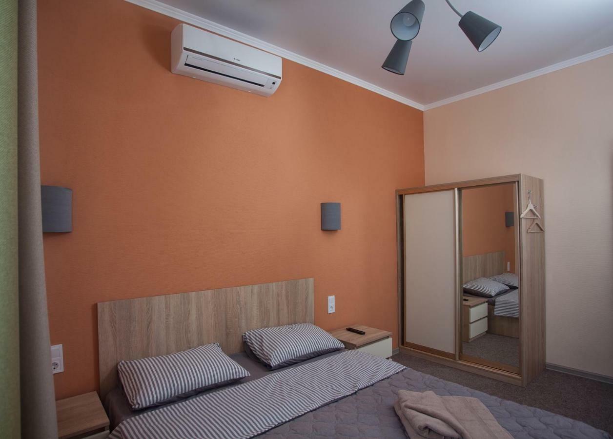 Fanfan Hotel Одеса Екстериор снимка